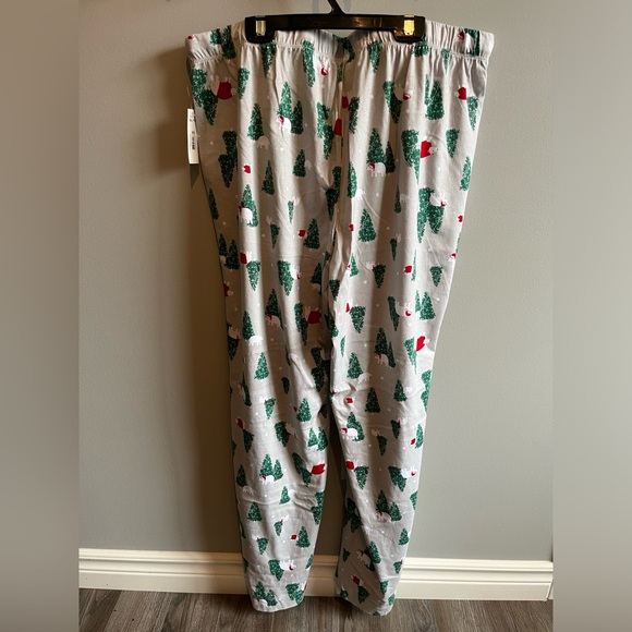 Joe Fresh Christmas Pajamas - Picture 3 of 6